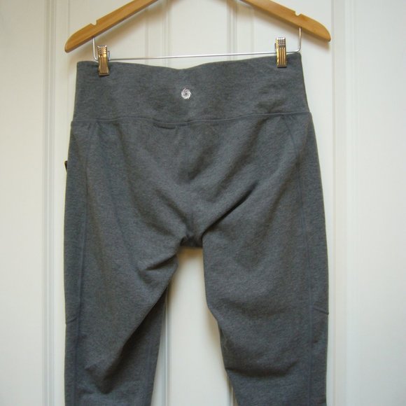 Rainbeau Define Your Curves Compression Capri - Picture 3 of 7